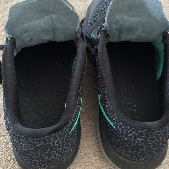 Nike Green/Black/Grey Leopard Print Shoes - Picture 7 of 9